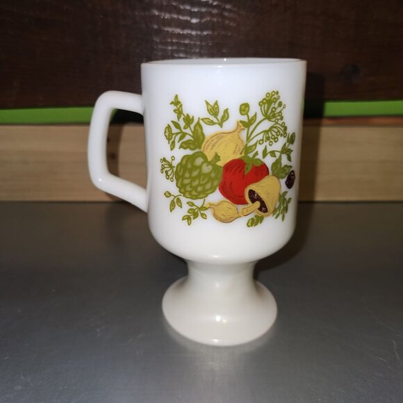 Corelle "Spice of Life" Pedestal Grand Mug - 1 1/2 Cup Capacity - Picture 1 of 5